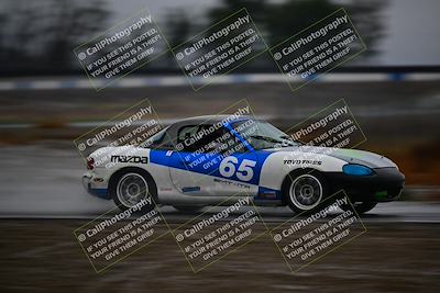 media/Nov-15-2025-CalClub SCCA (Sat) [[7bfa5a7151]]/Race/Group 4/